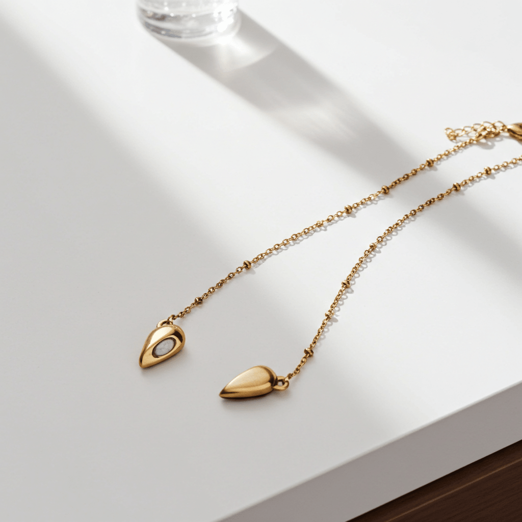 ABNA Gold: Together Forever Beaded Necklace – Separable Magnetic Mini Heart Pendant - MacroPanora
