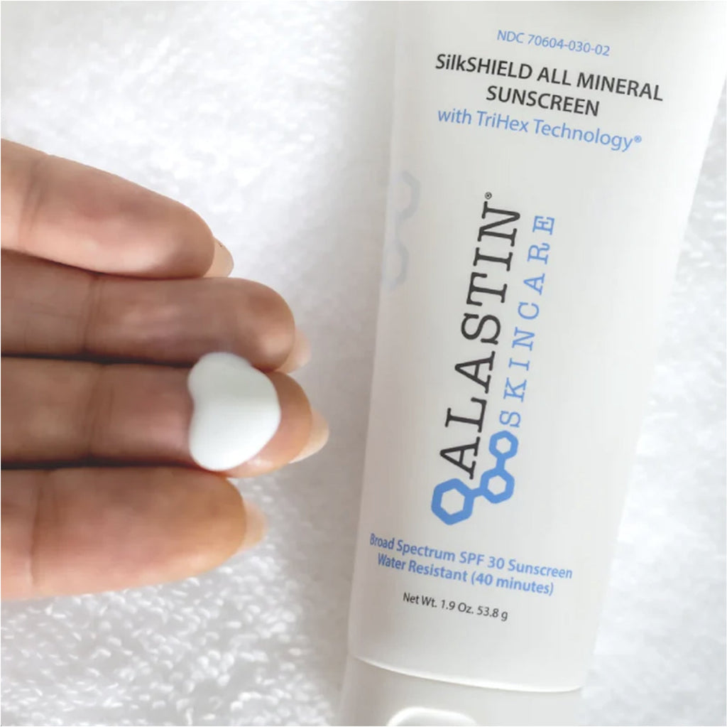 Alastin SilkSHIELD All Mineral Broad Spectrum Sunscreen SPF 30 - MacroPanora