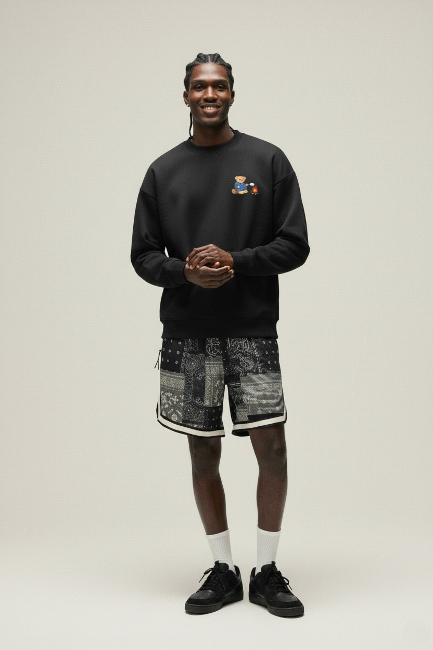 Amoo Campfire Bear Men’s Sweatshirt - MacroPanora