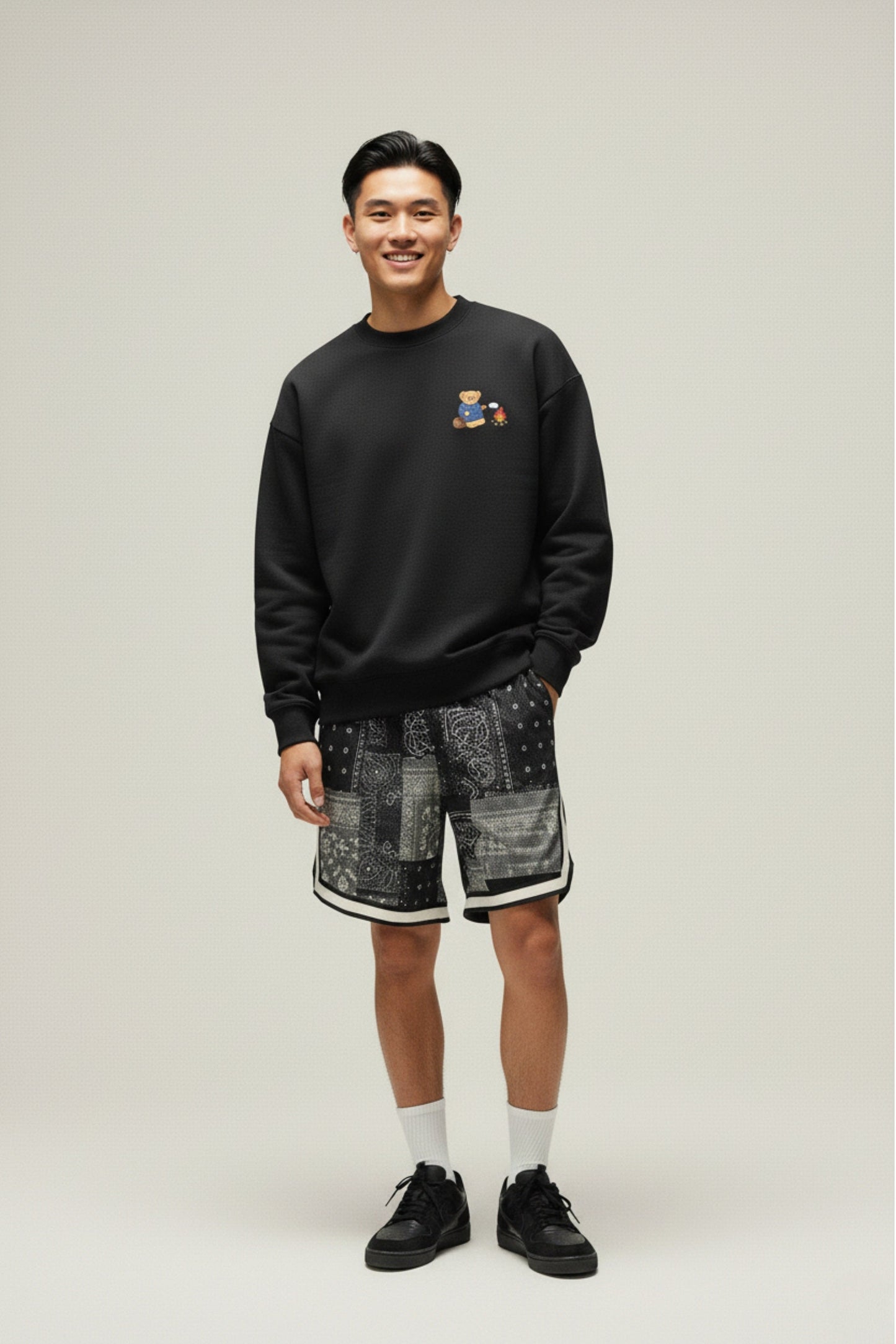 Amoo Campfire Bear Men’s Sweatshirt - MacroPanora