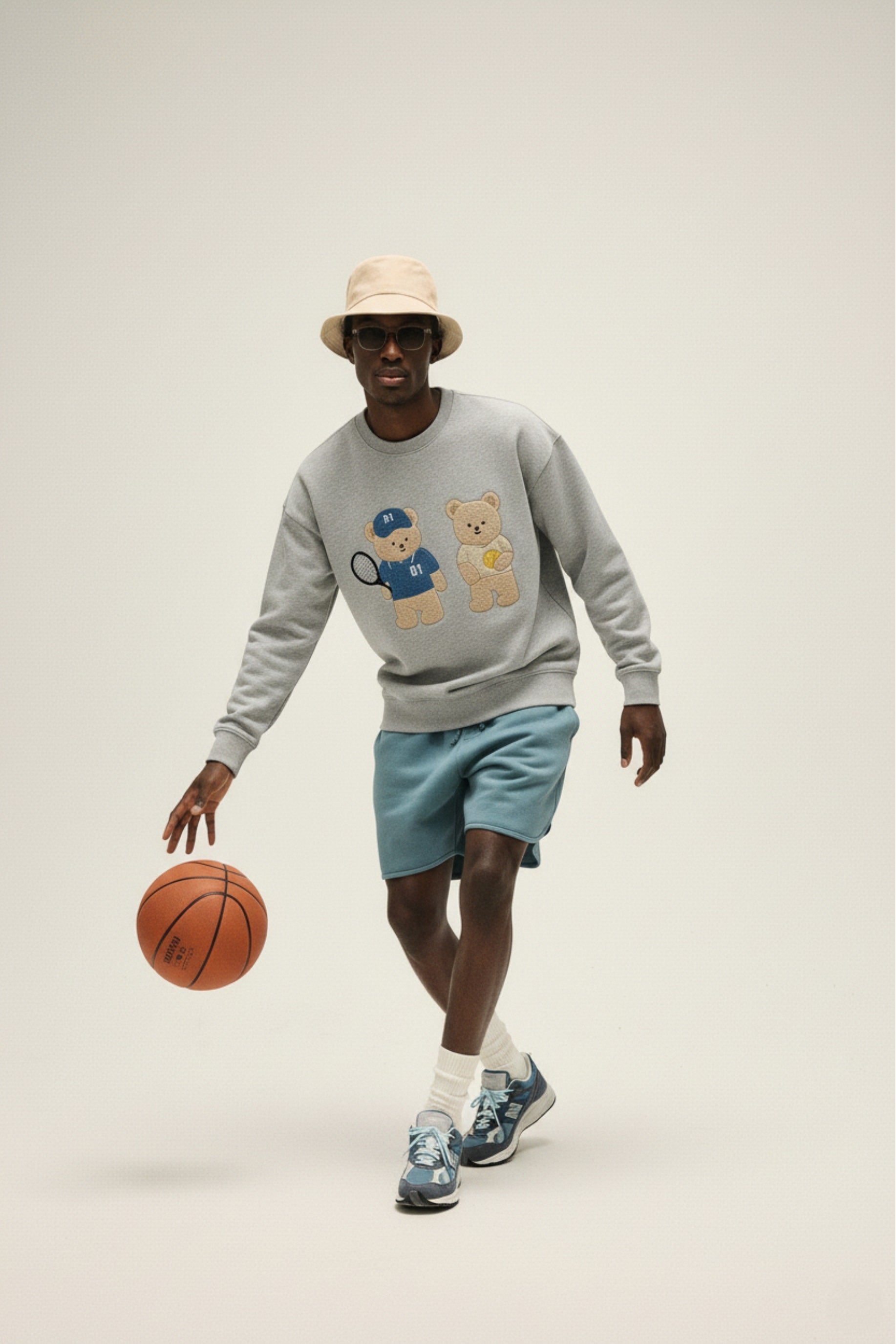 Amoo Tennis Bear Men’s Sweatshirt - MacroPanora