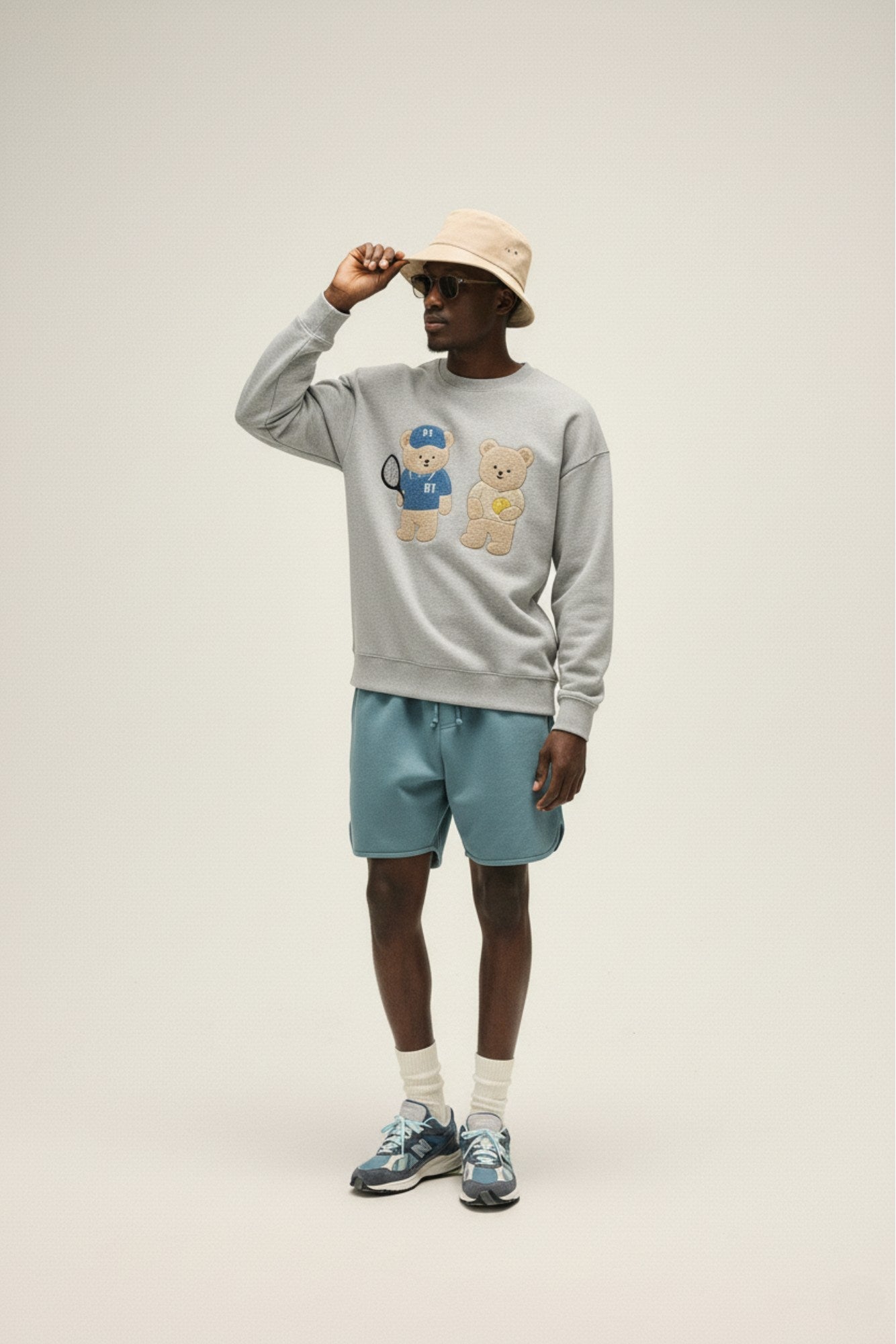 Amoo Tennis Bear Men’s Sweatshirt - MacroPanora