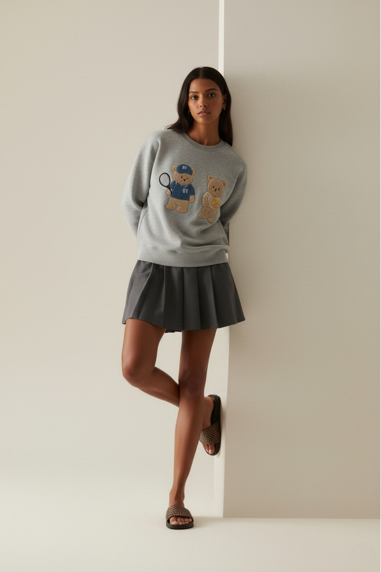 Amoo Tennis Bear Sweatshirt - MacroPanora