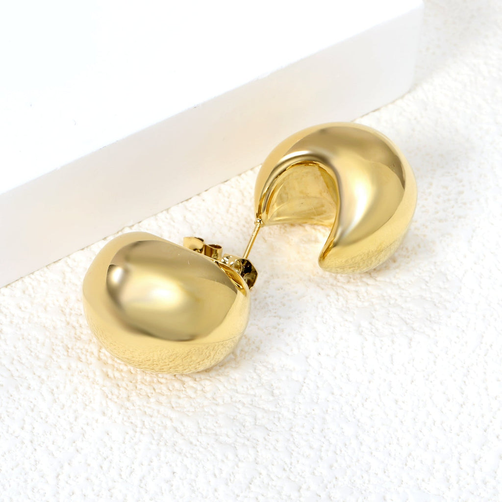 Arcadia Goldtone Studs - MacroPanora
