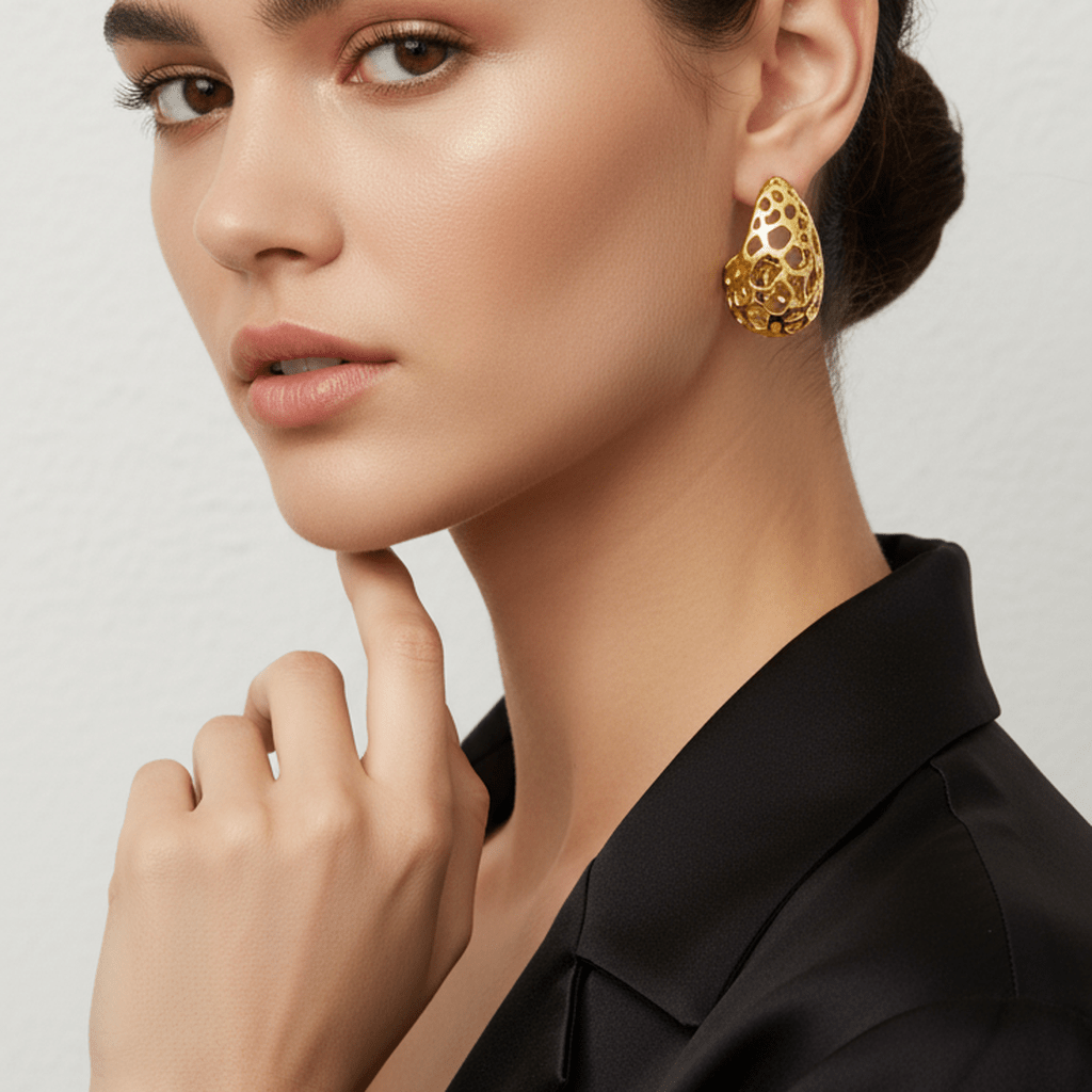 Artisan Teardrop Studs - MacroPanora