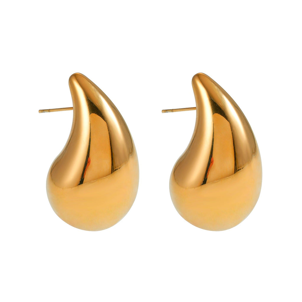 AVONTUR Gold: Statement Tear Drop Stud Earrings - MacroPanora