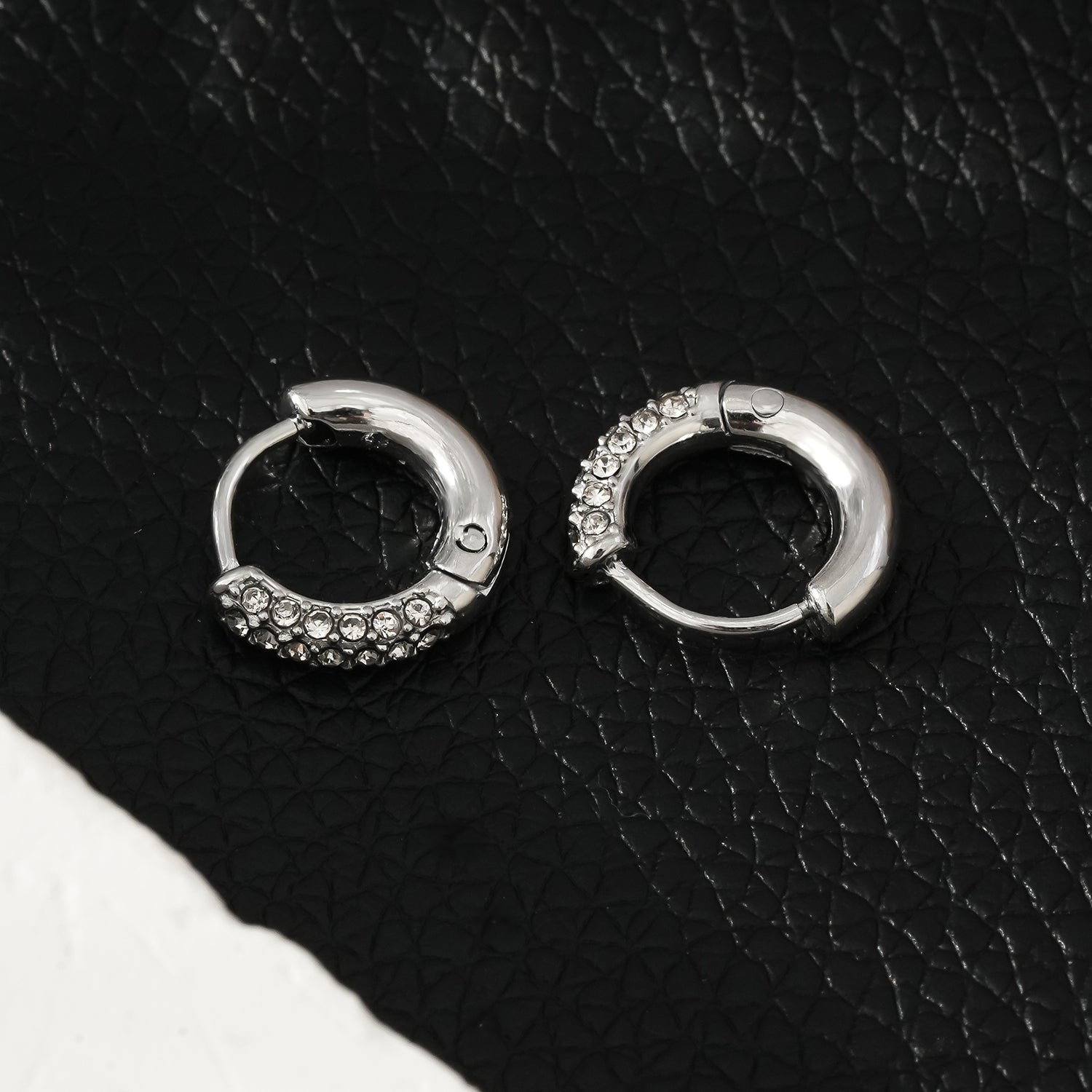 BISHO Silver (White Gold): Sparkling Rows of Pavé Zirconia on Classic Mini Hoop Earrings - MacroPanora