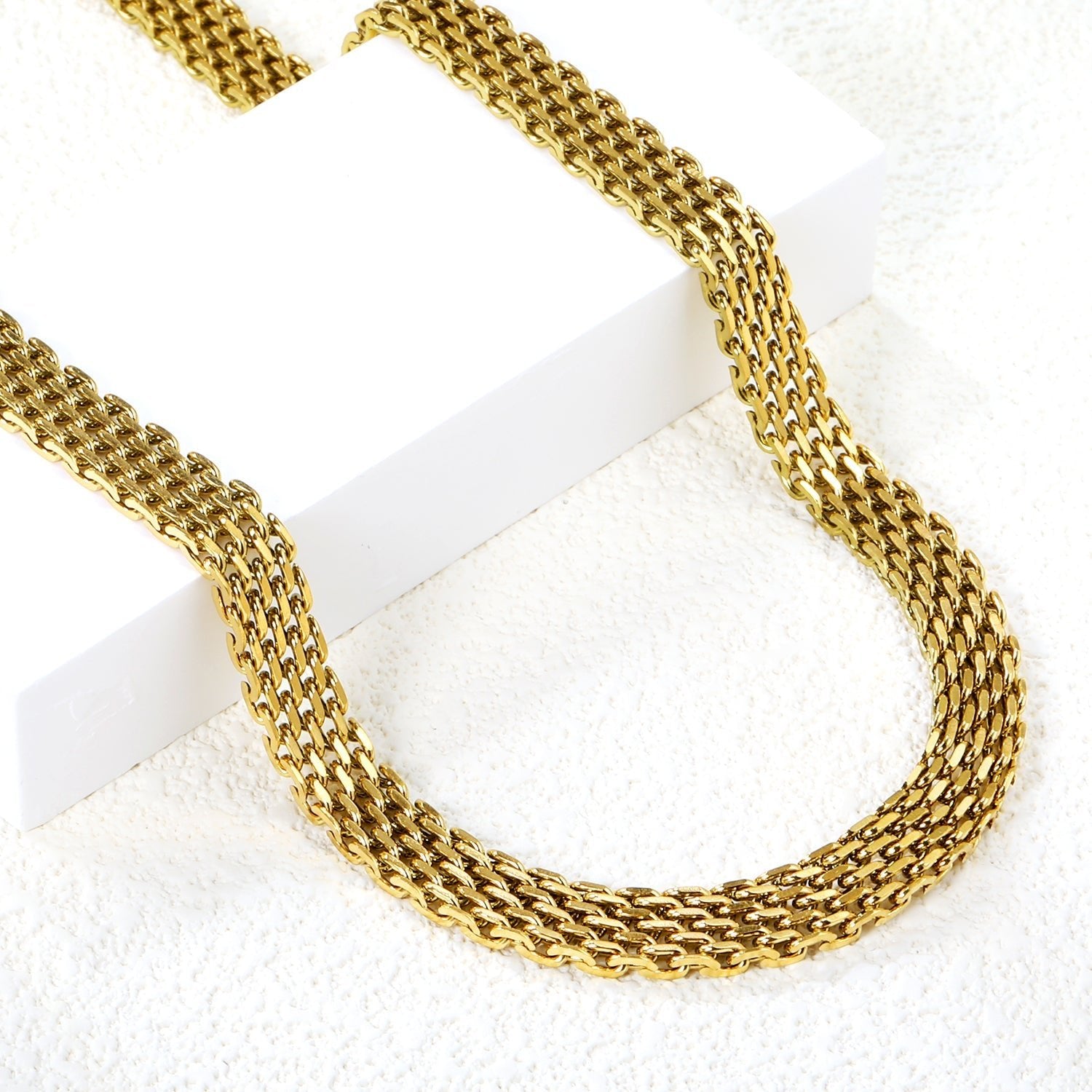 Braided Charm Chain Necklace - MacroPanora