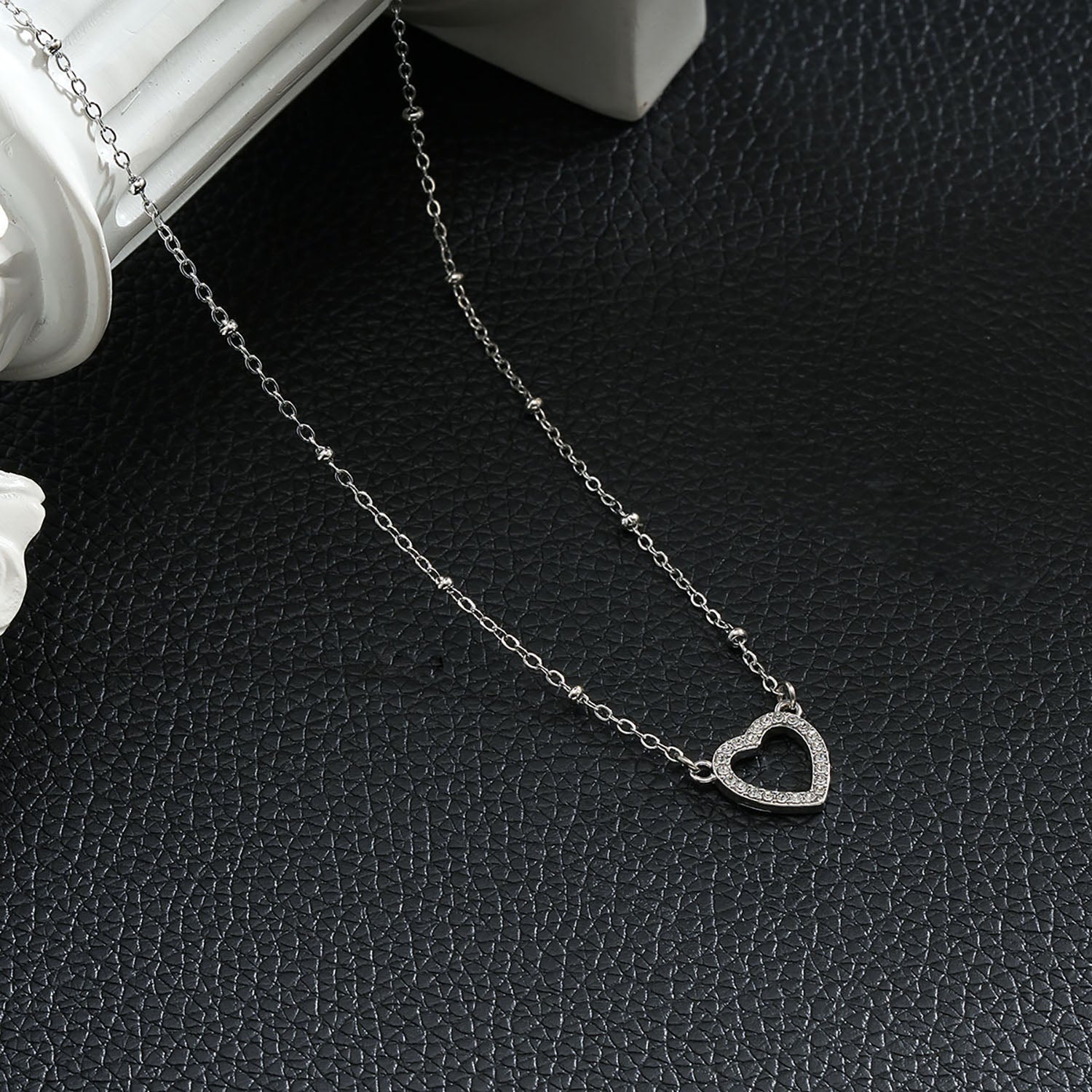 CHERISH Silver (White Gold): Beaded Chain Anchoring an Elegant Pavé Heart Charm Pendant - MacroPanora