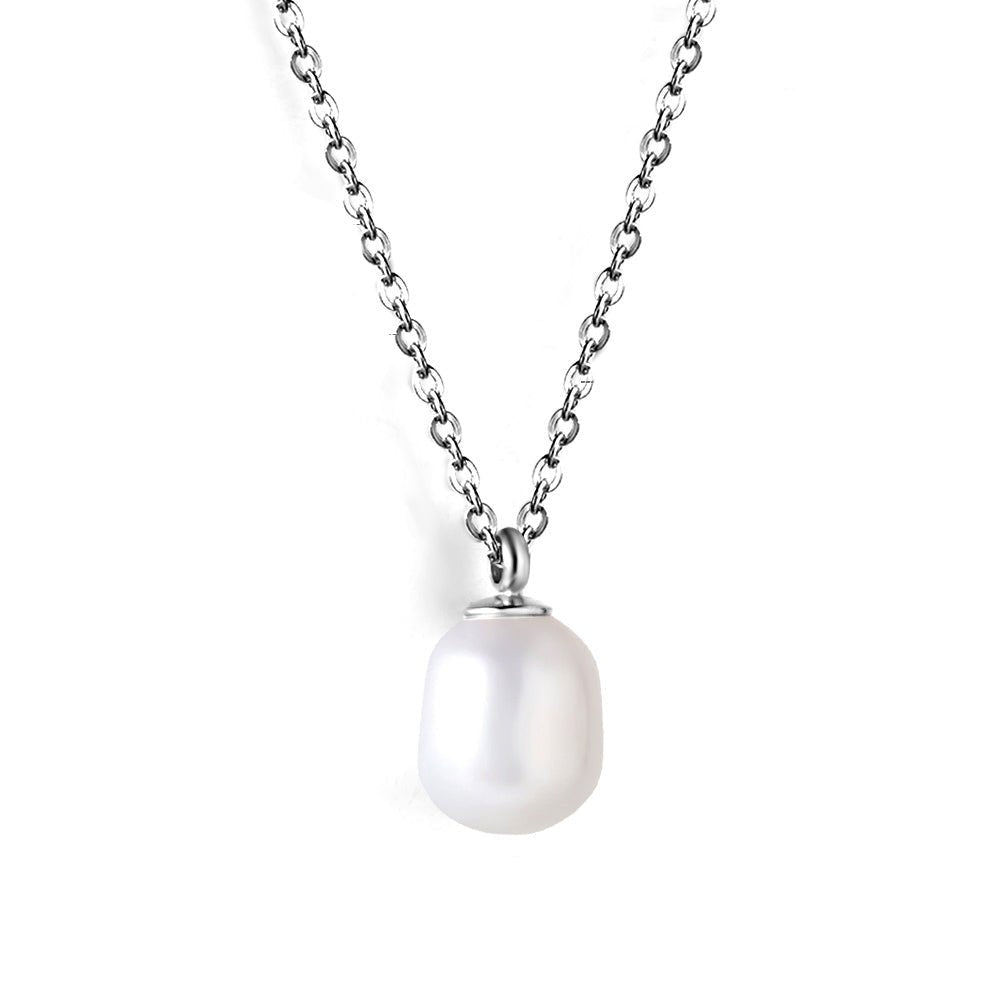 Classic Pearl Pendant - MacroPanora