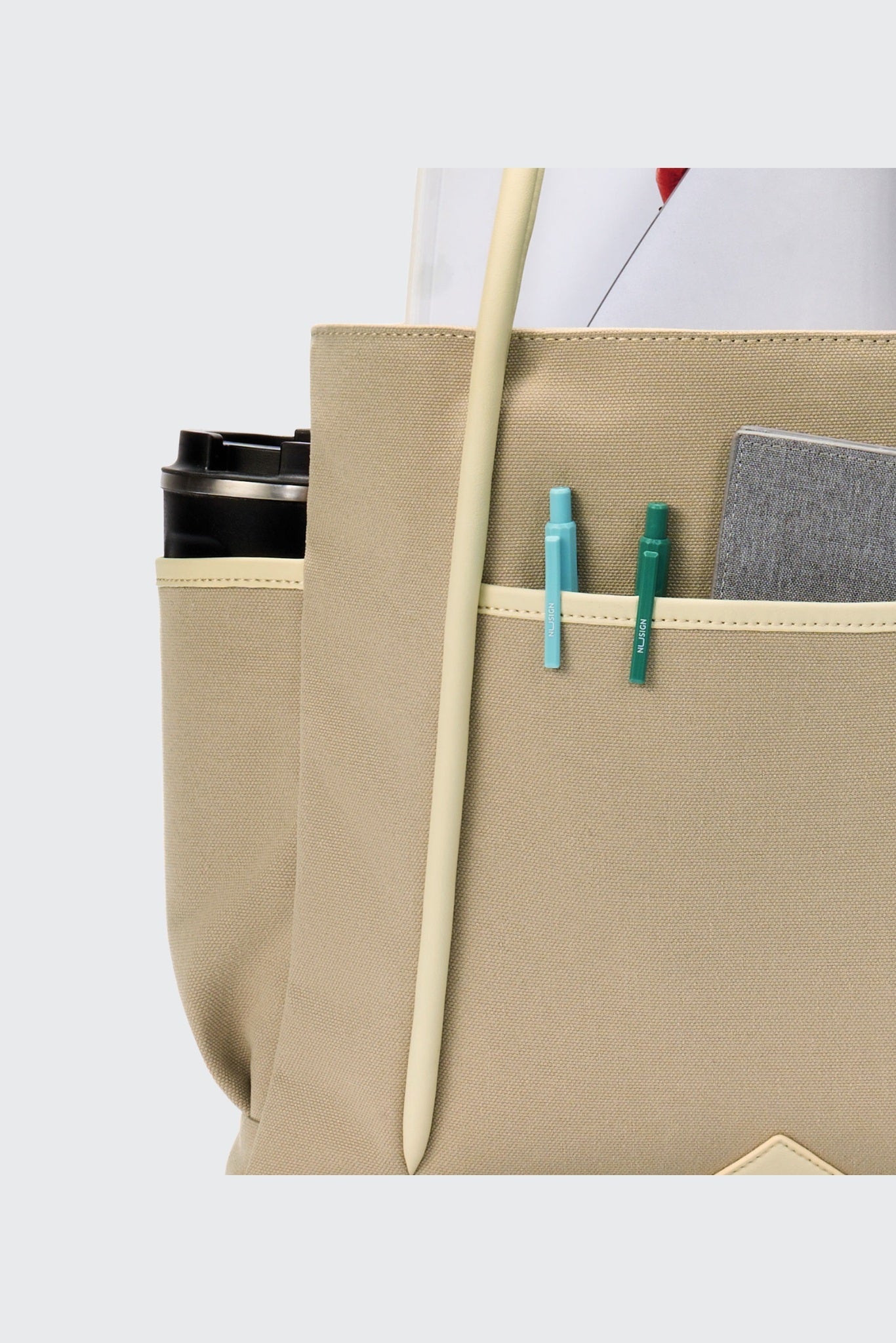 Club Tote (Camel) - MacroPanora