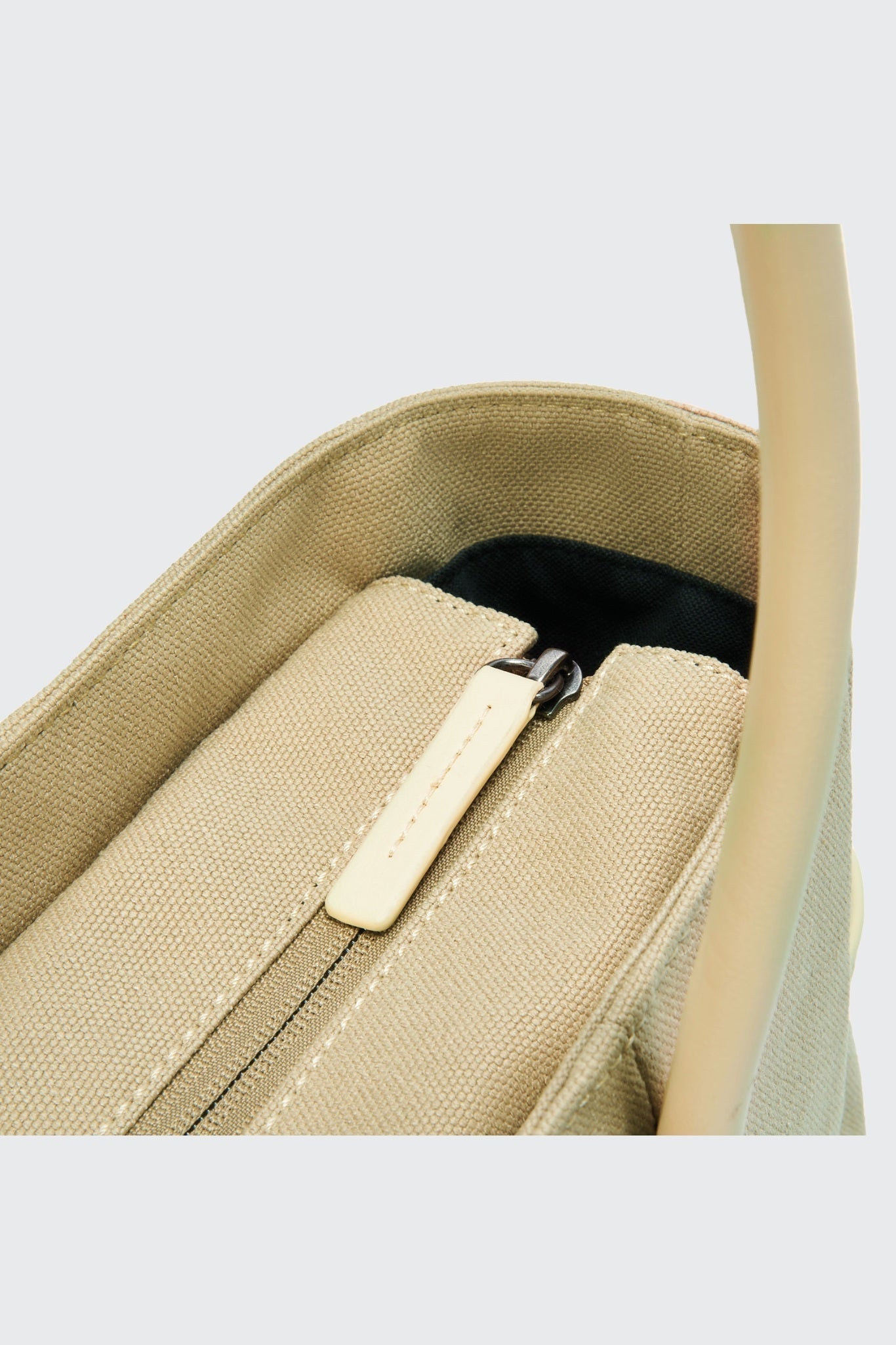 Club Tote (Camel) - MacroPanora
