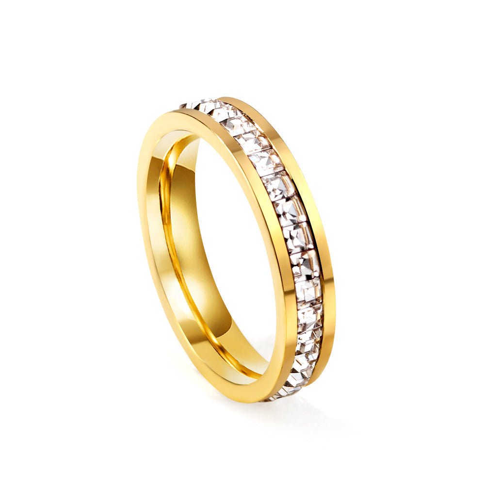 Contemporary Gold Band - MacroPanora
