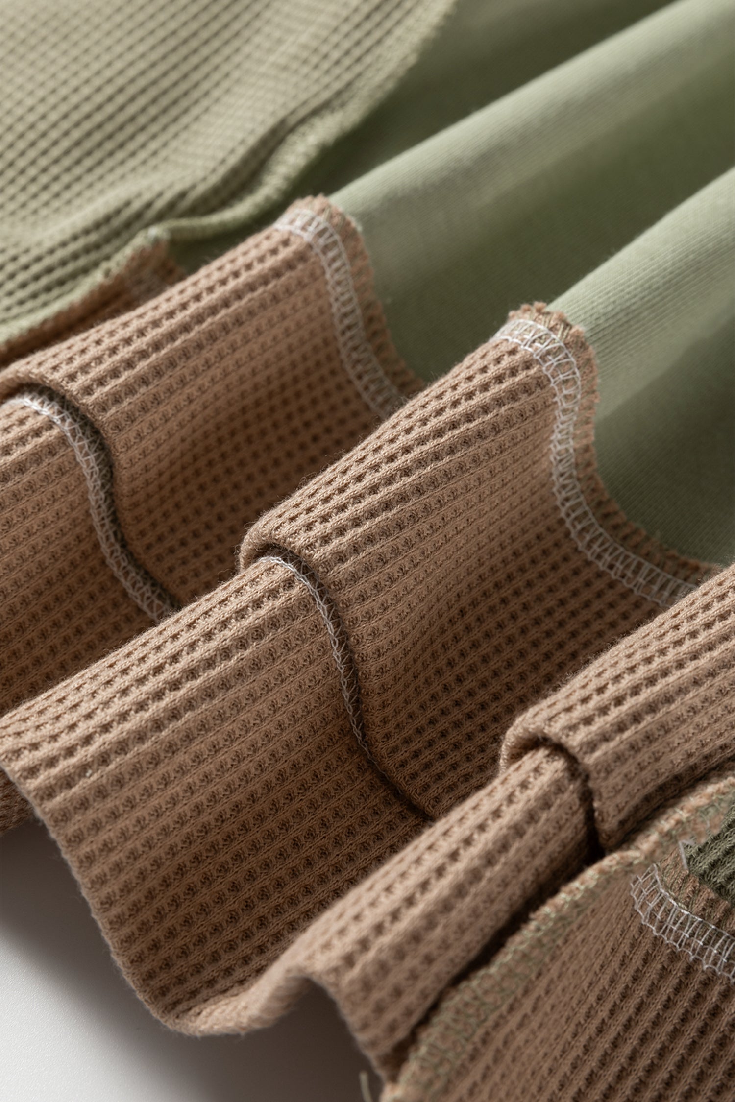 Cozy Women's Color Block Pullover Sweatshirt - Trendy Casual Style for Everyday Comfort and Relaxation - MacroPanora