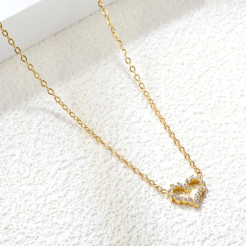 Crystal Edge Heart Pendant Necklace Gold - Necklace | MacroPanora