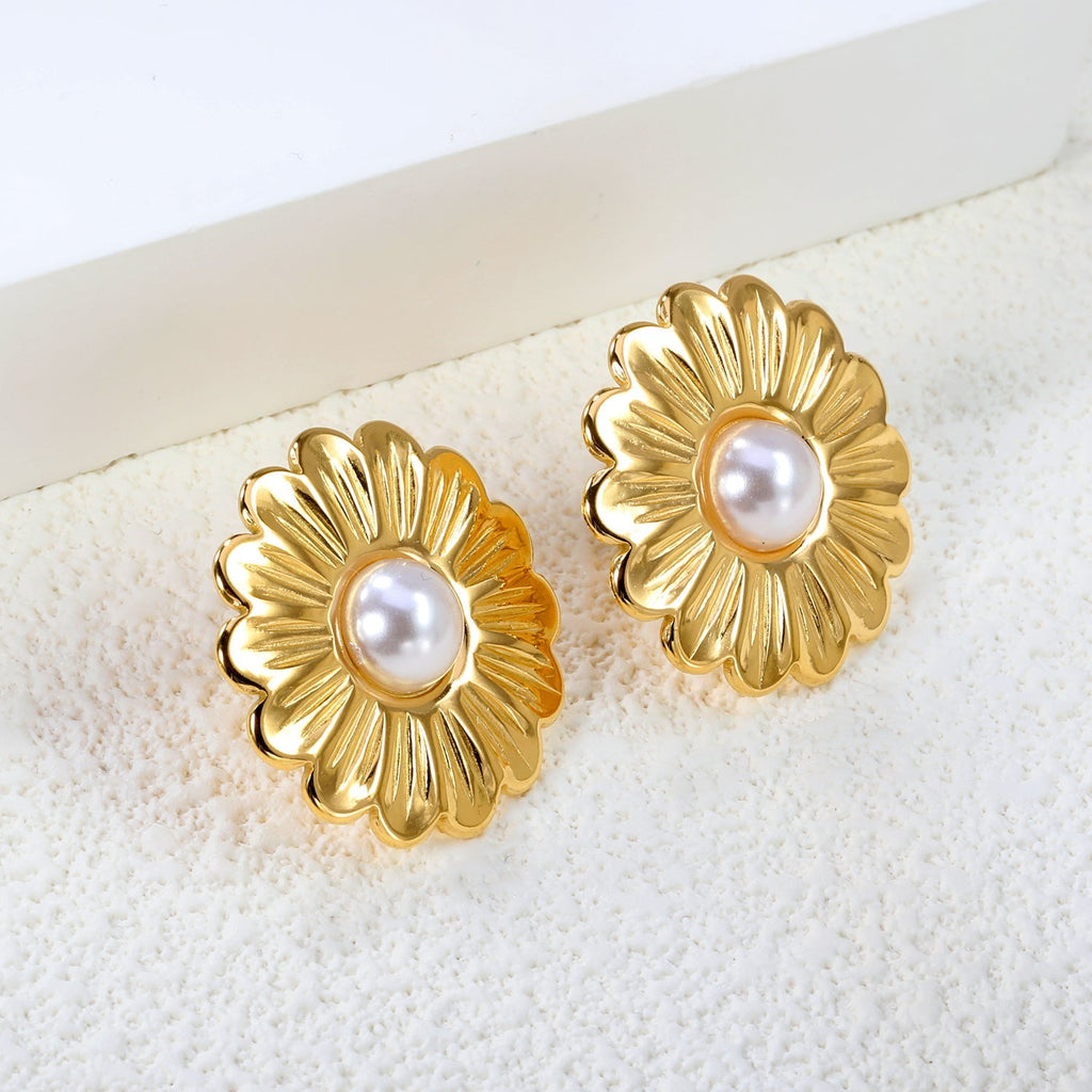 Daisy Dream Bead Studs - MacroPanora