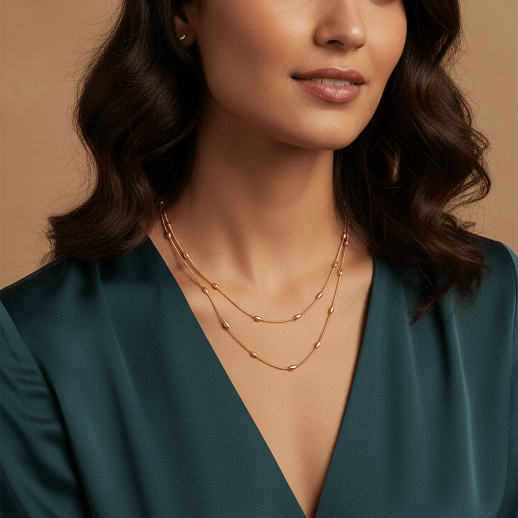 Eleven Pearls Necklace - MacroPanora