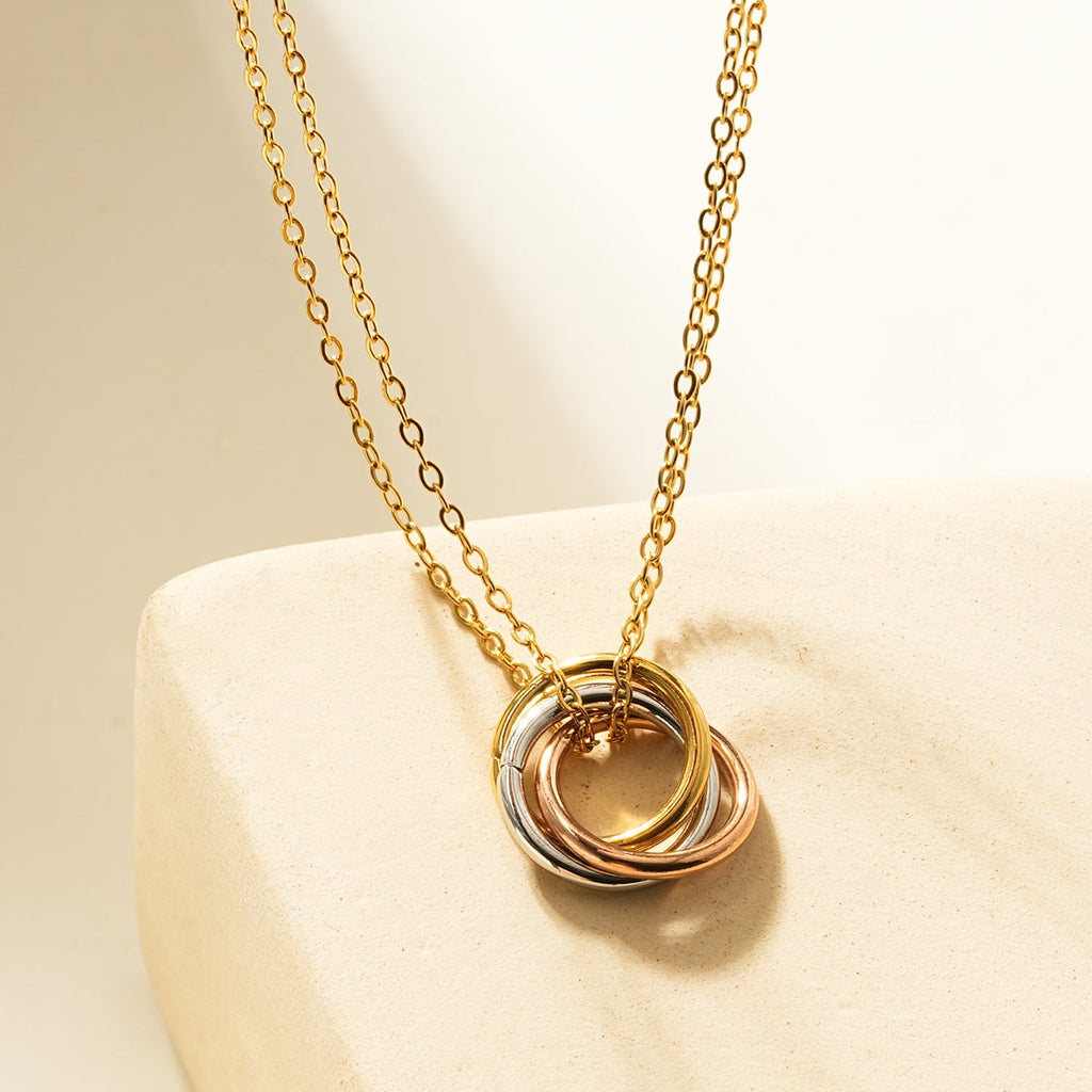 ELVIRA Mixed Metals: Double Chain Dainty Necklace with Intertwined 3 - Ring Pendant – Symbol of Love, Unity & Eternity - MacroPanora