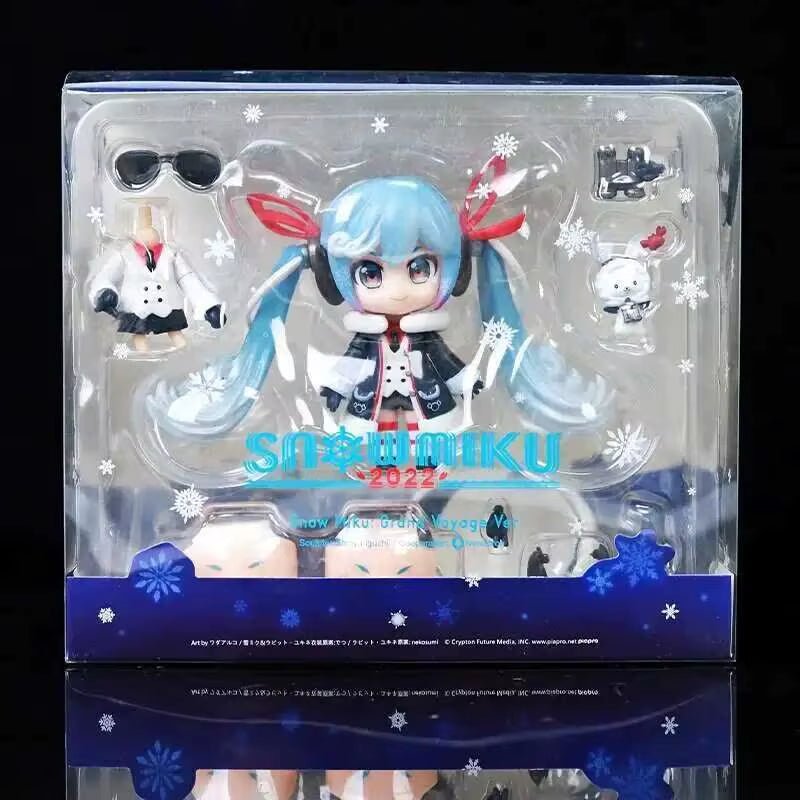 Figure Hatsune Anime Miku 1939 15Th Anniversary Strawberry Miku Action Figure 1940 PVC Collection Model Doll Toys Gift - MacroPanora