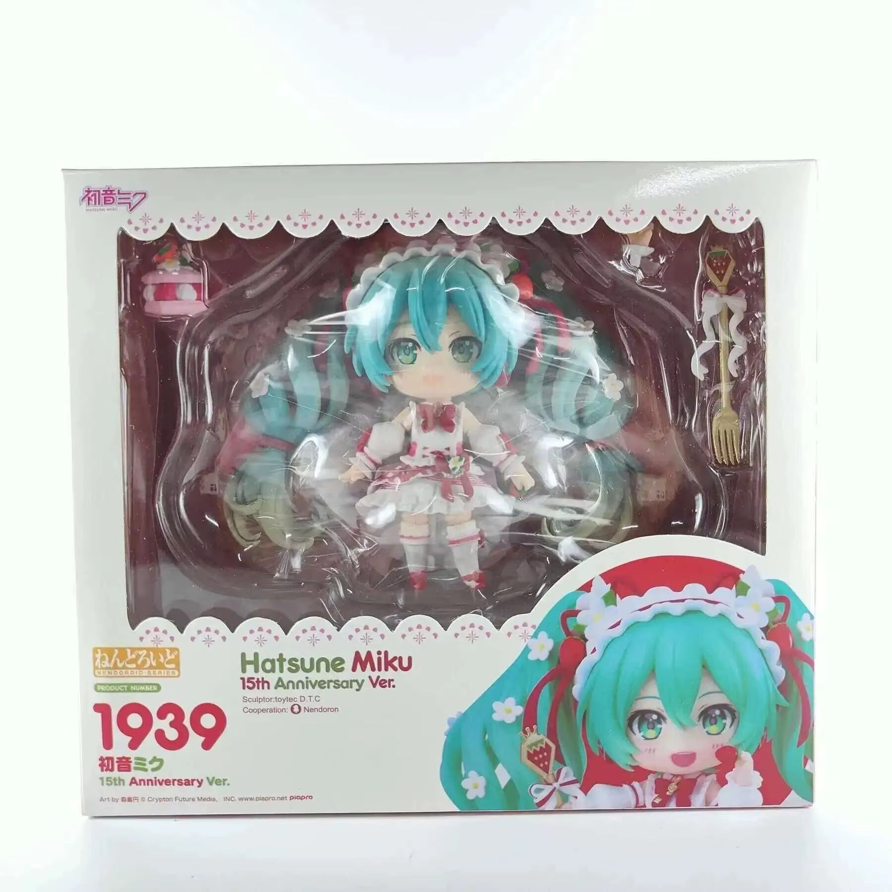Figure Hatsune Anime Miku 1939 15Th Anniversary Strawberry Miku Action Figure 1940 PVC Collection Model Doll Toys Gift - MacroPanora