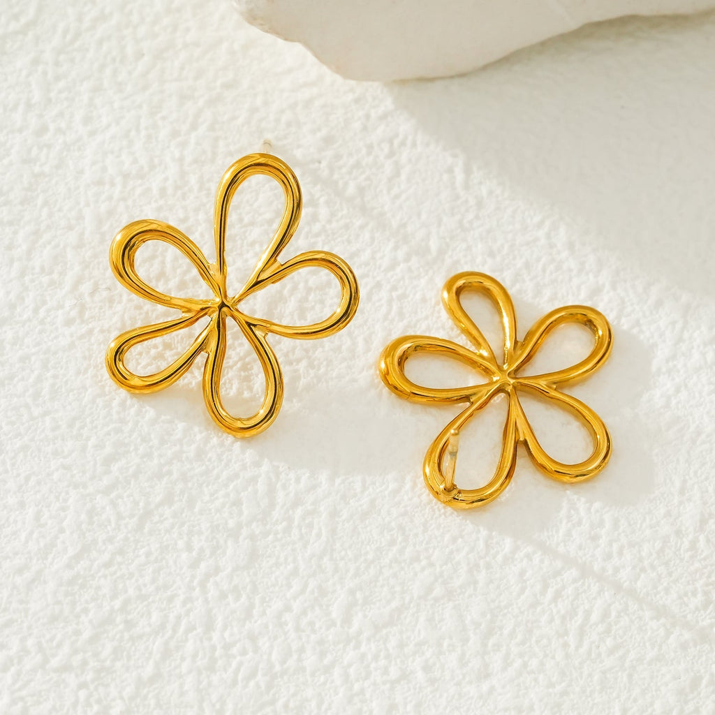 FIORI: Floral Fun Stud Earrings – A Bloom of Playful Elegance - MacroPanora
