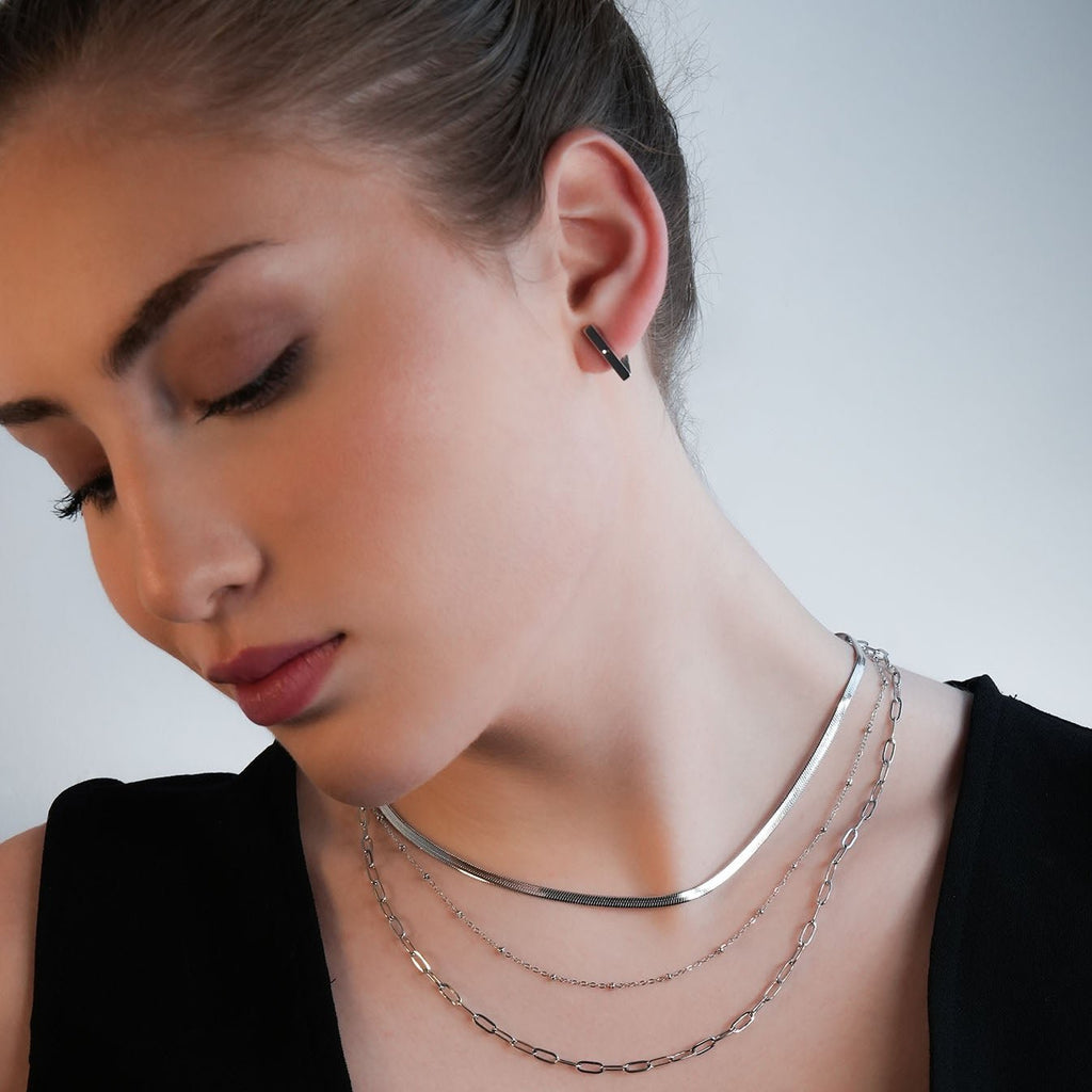 GEILNAR: Triple Layer Mixed - Chain Necklace in Silver - MacroPanora