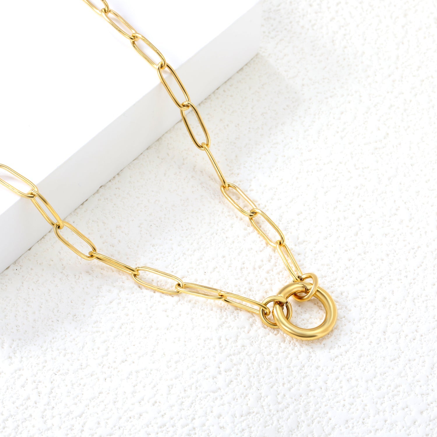 Golden Harmony Wire Necklace - MacroPanora