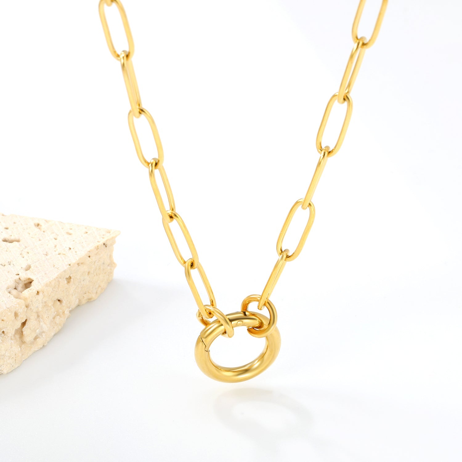 Golden Harmony Wire Necklace - MacroPanora