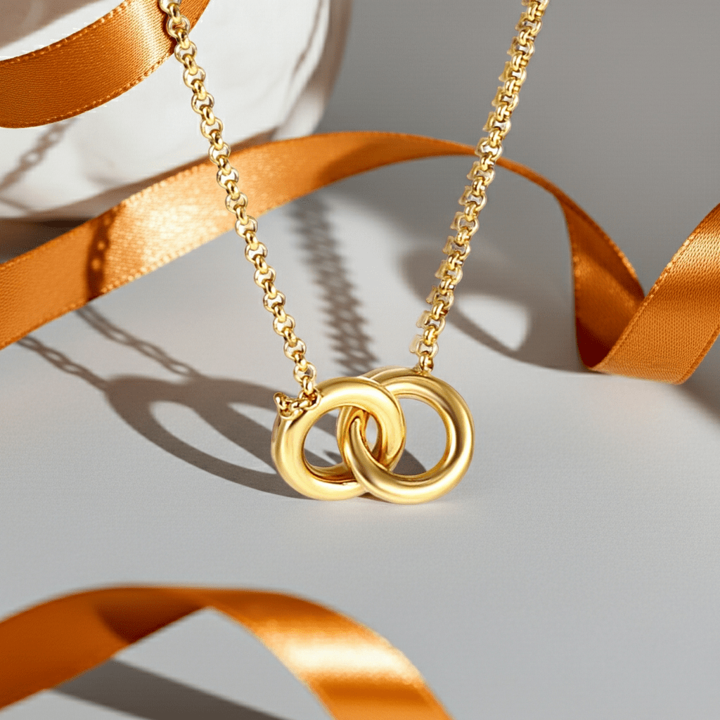 Infinity Circle Pendant - MacroPanora