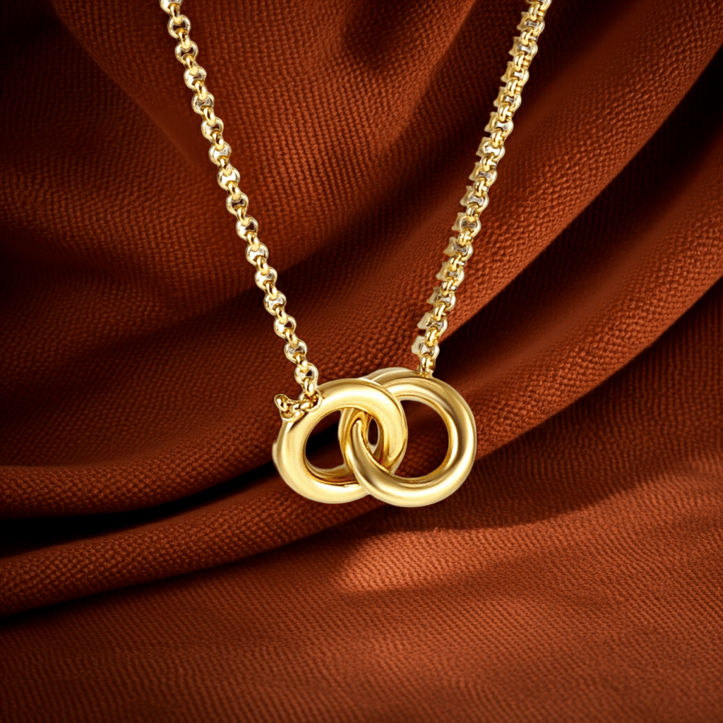 Infinity Circle Pendant - MacroPanora