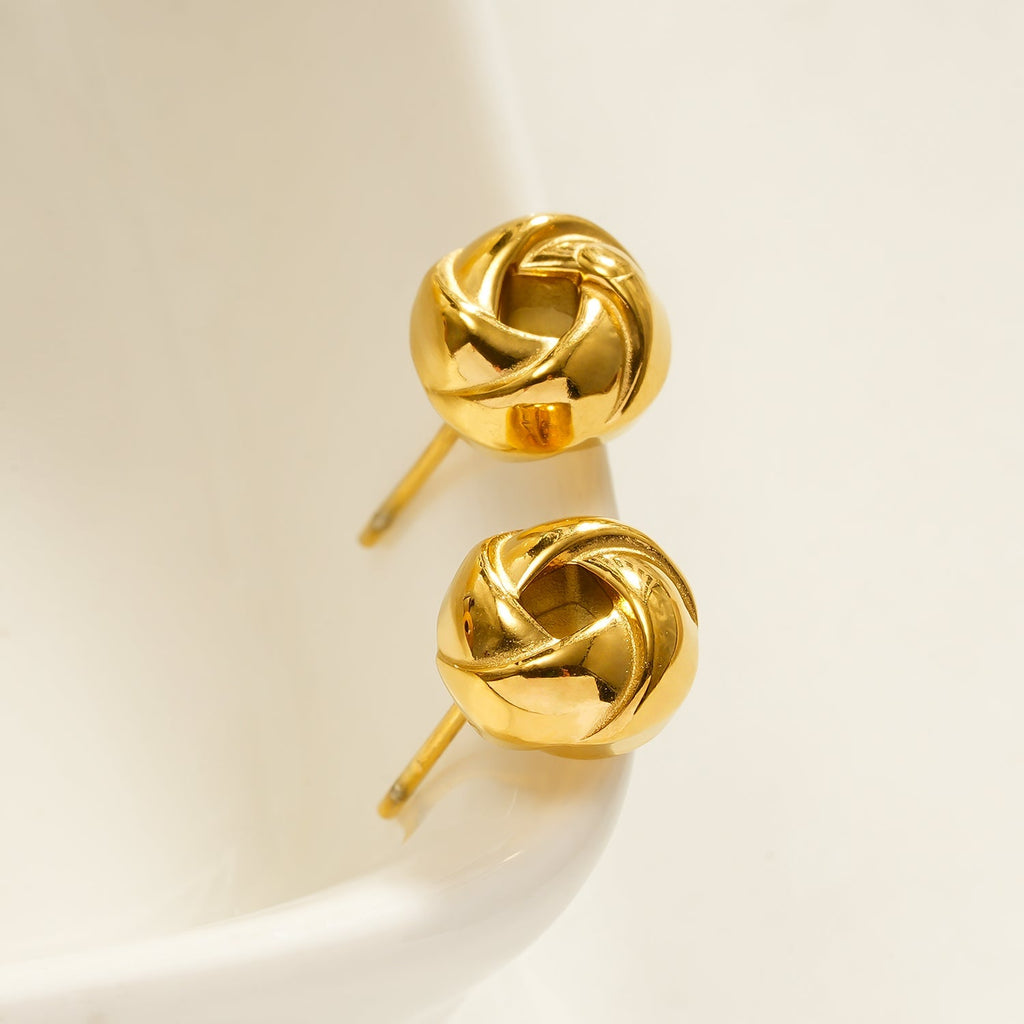 JATANI (Small) Gold: Love Knot Stud Earrings – Timeless Symbol of Eternal Love & Elegant Jewelry Gift - MacroPanora