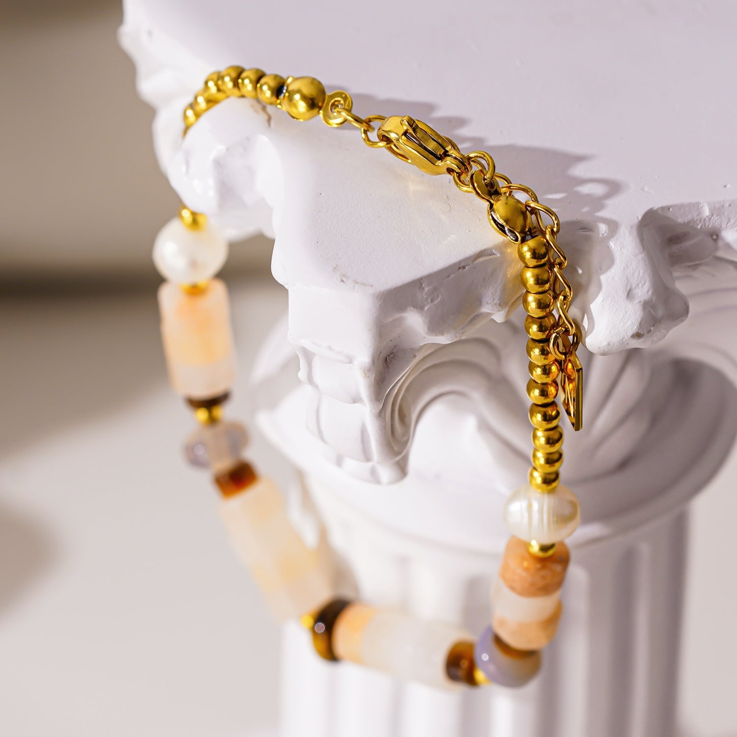 JERASA: Chalcedony Stones, Fresh Water Pearls & Gold Ball - Beaded Bracelet. - MacroPanora