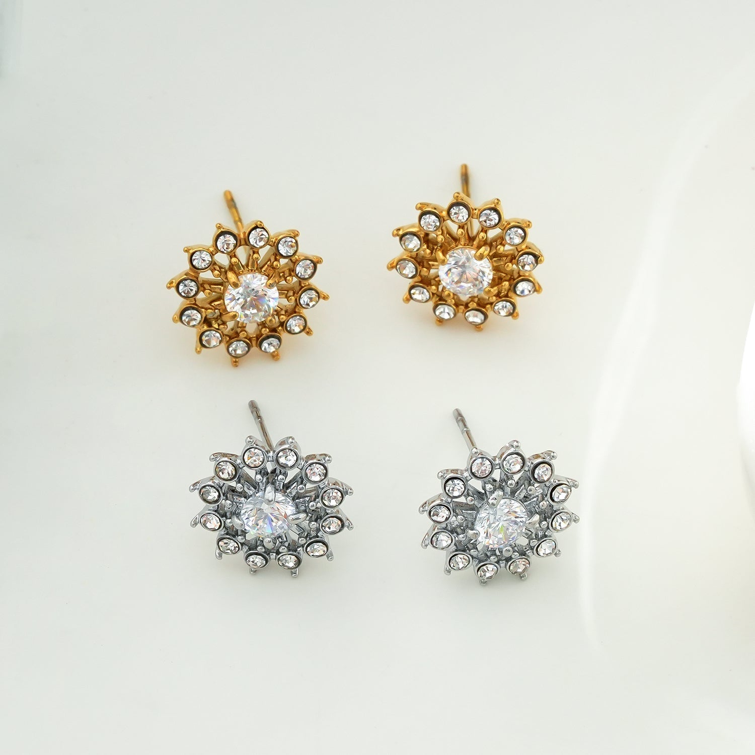 KERELA Gold: Shimmering Star Zirconia (CZ) Stud Earrings - MacroPanora
