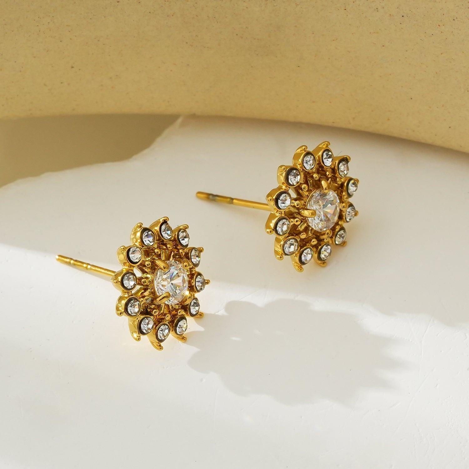 KERELA Gold: Shimmering Star Zirconia (CZ) Stud Earrings - MacroPanora