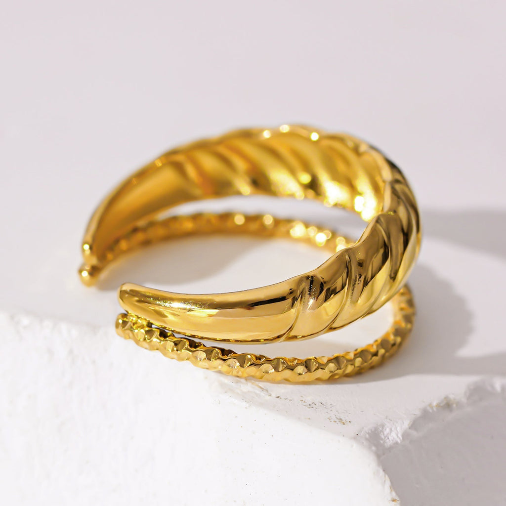 LYAM: Double Stacked Contrasting Textured Ring - MacroPanora