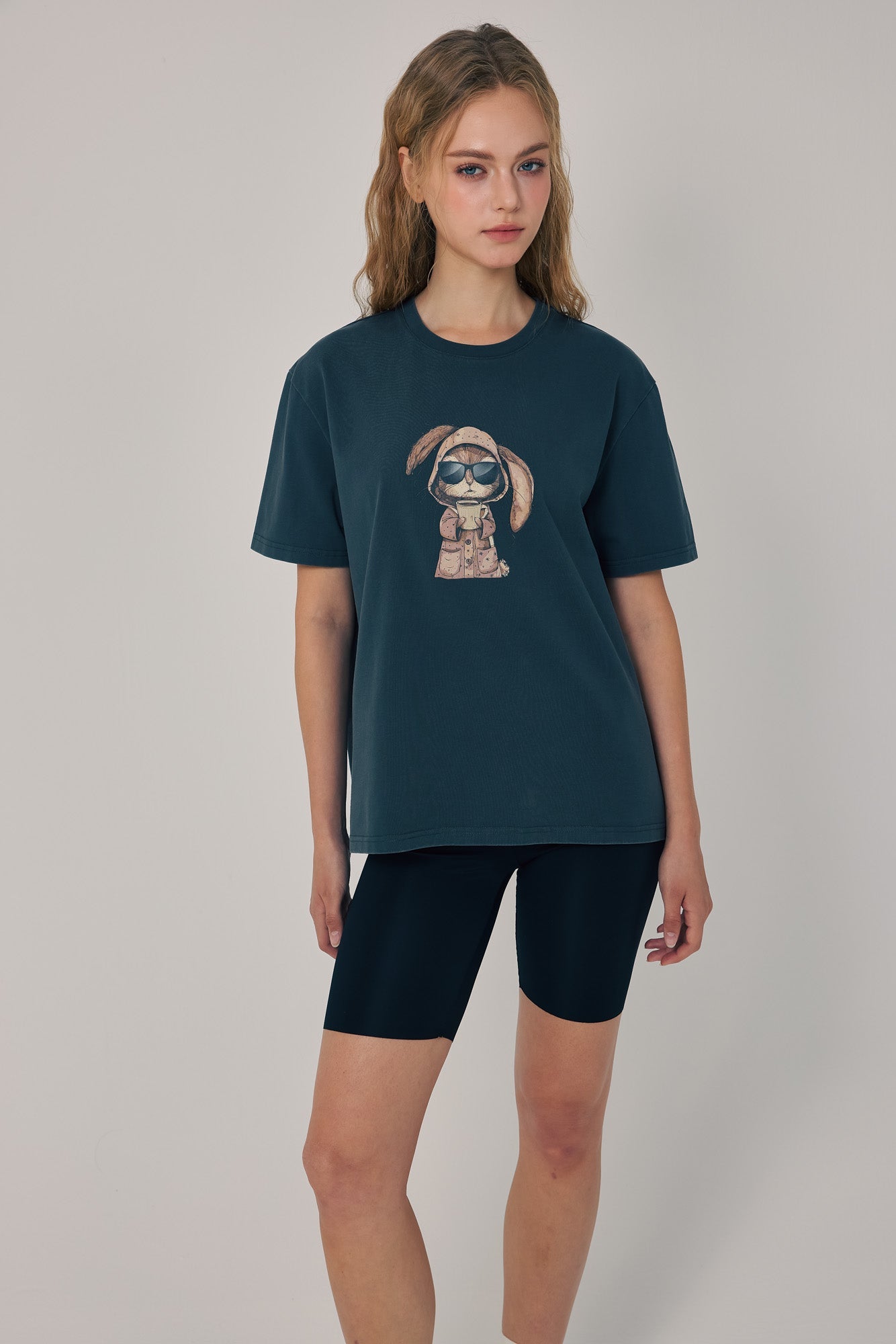 Morning Brew Bunny Tee Black - MacroPanora