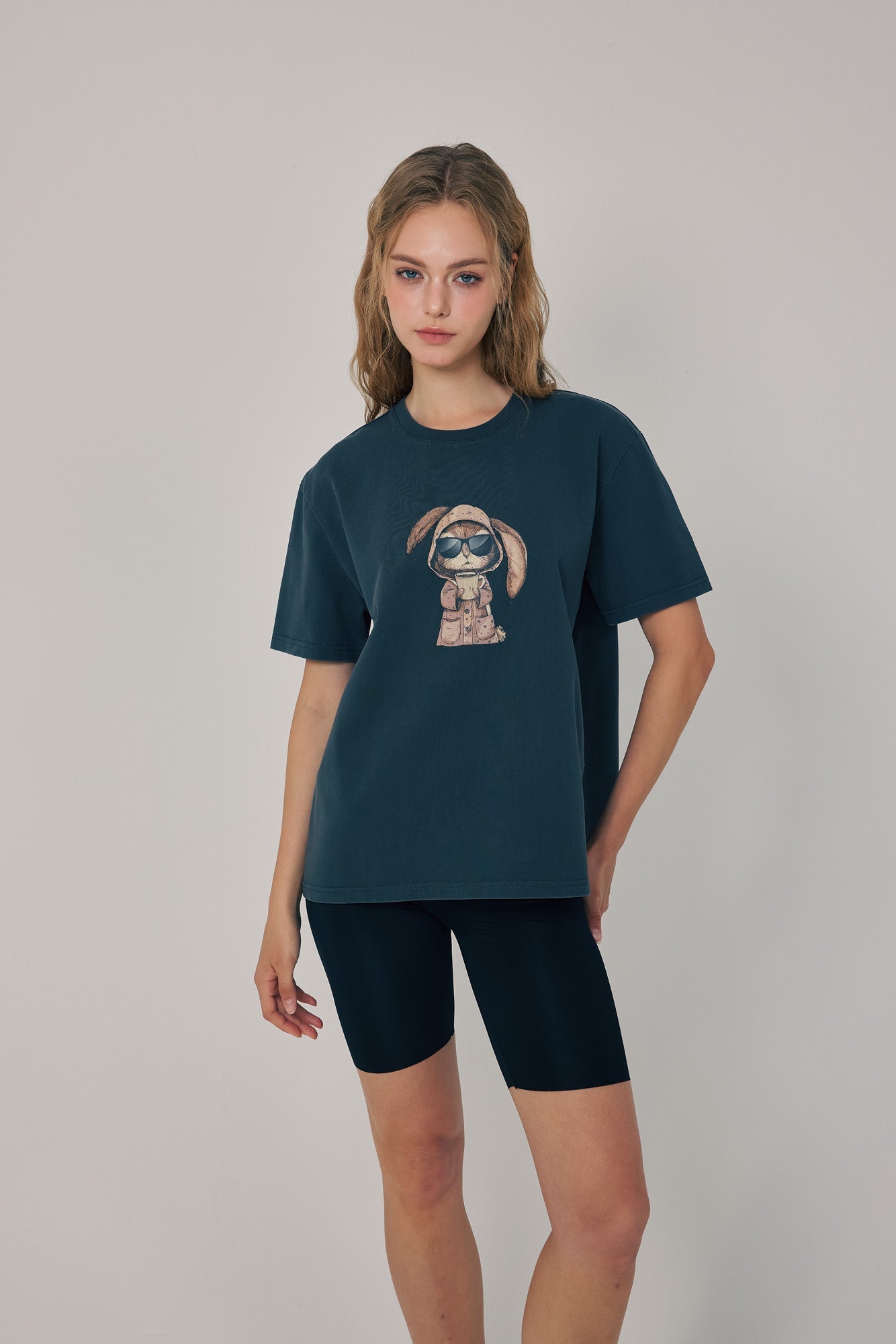 Morning Brew Bunny Tee Black - MacroPanora