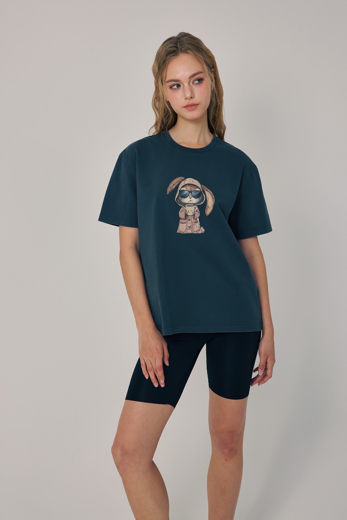 Morning Brew Bunny Tee Black - MacroPanora