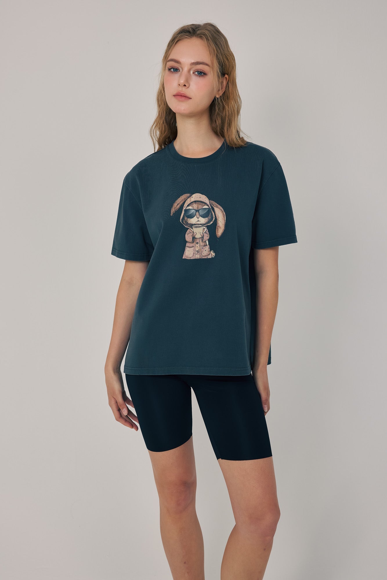 Morning Brew Bunny Tee Black - MacroPanora