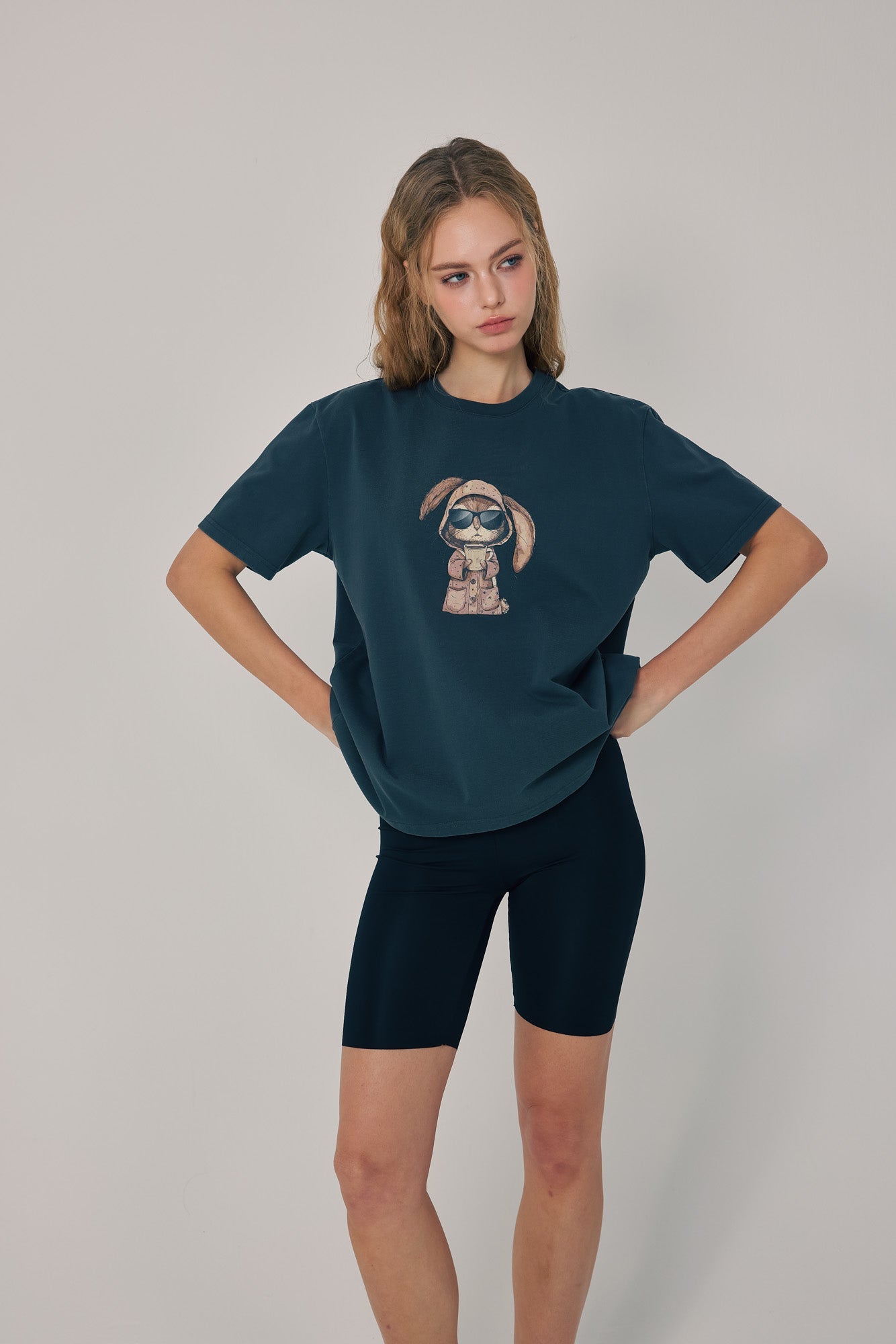 Morning Brew Bunny Tee Black - MacroPanora