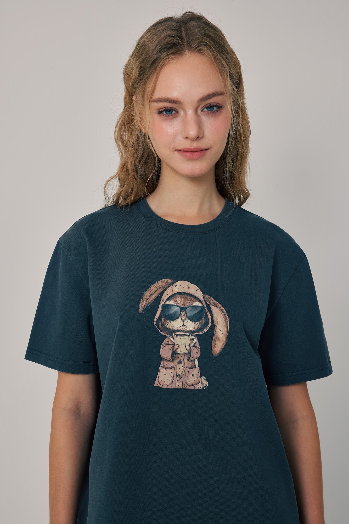 Morning Brew Bunny Tee Black - MacroPanora