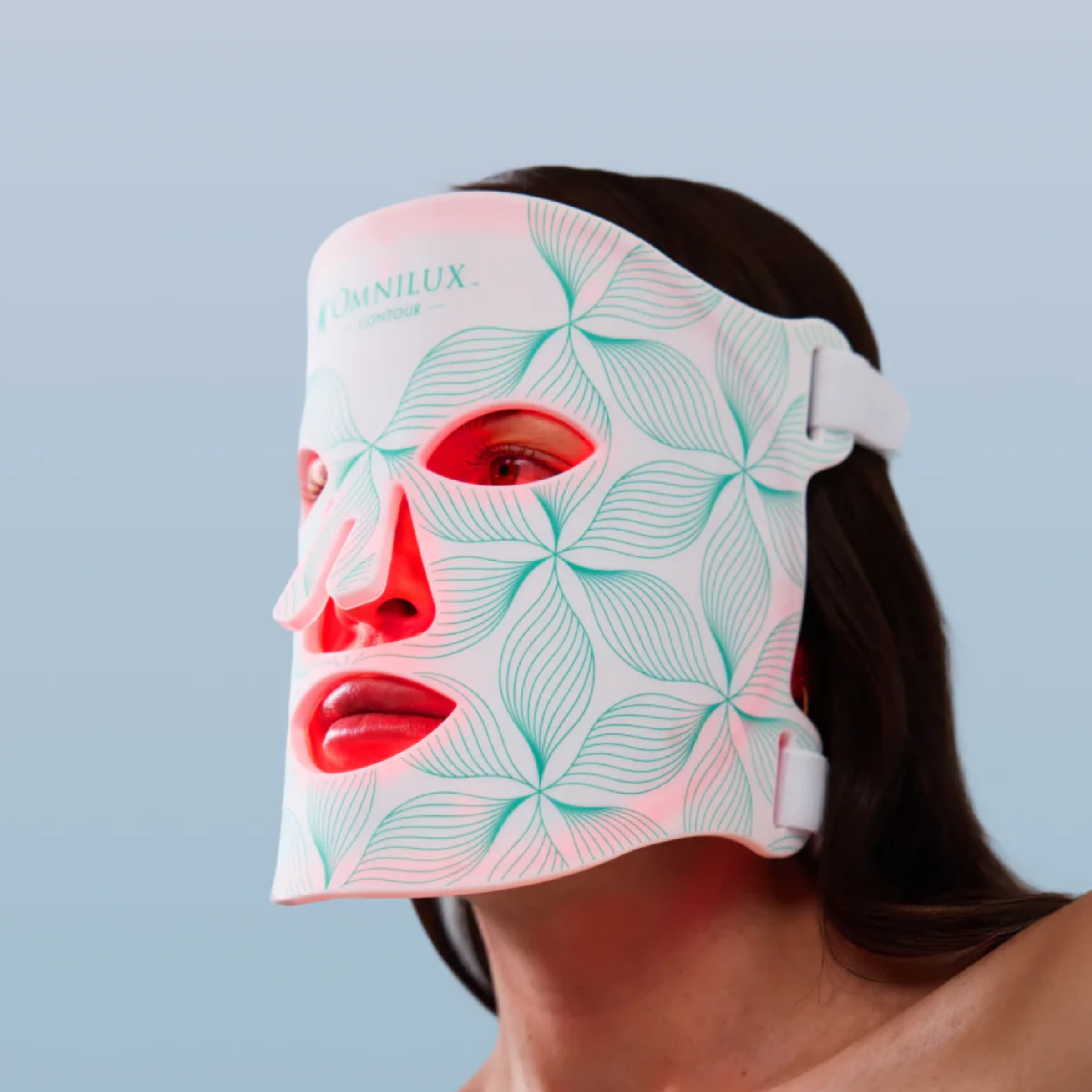Omnilux Face Contour + Clear Bundle - Anti-Aging Devices & Accessories | MacroPanora
