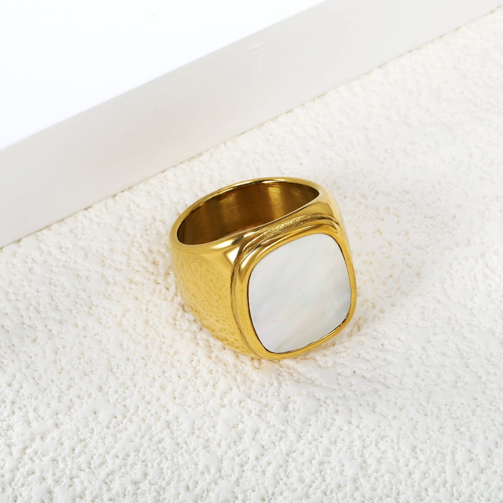 Opal Square Gold Ring - MacroPanora