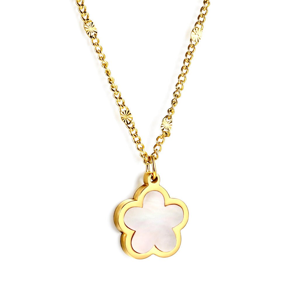 Peach Blossom Pendant Necklace - MacroPanora