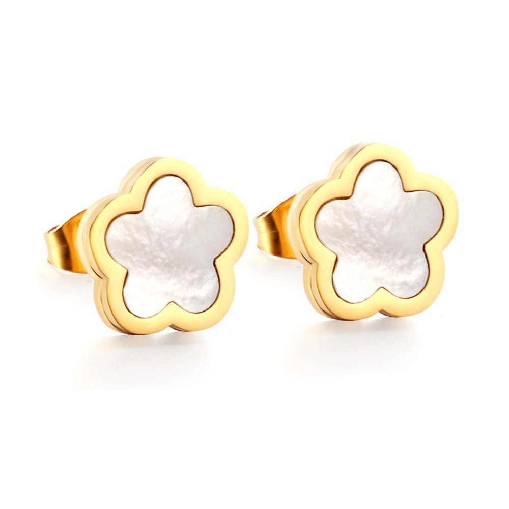 Pearl Blossom Studs - MacroPanora