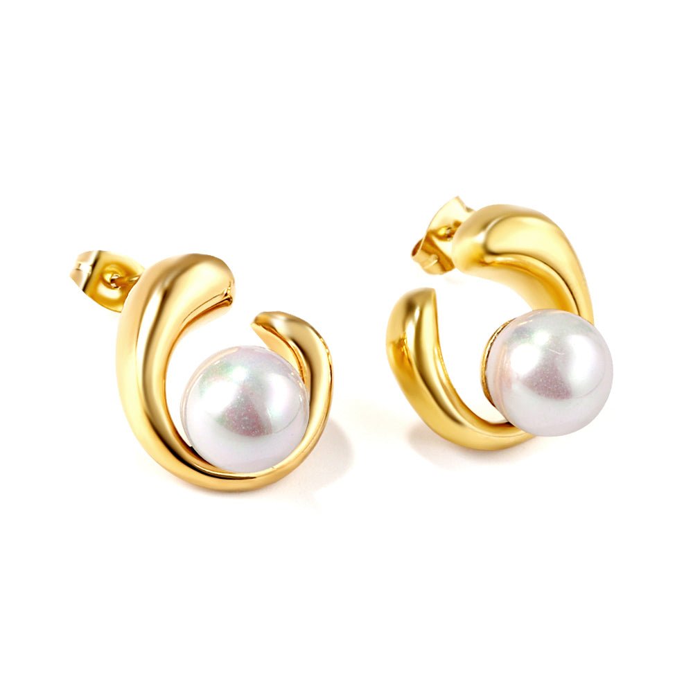 Pearl Crescent Gold Hoops - MacroPanora