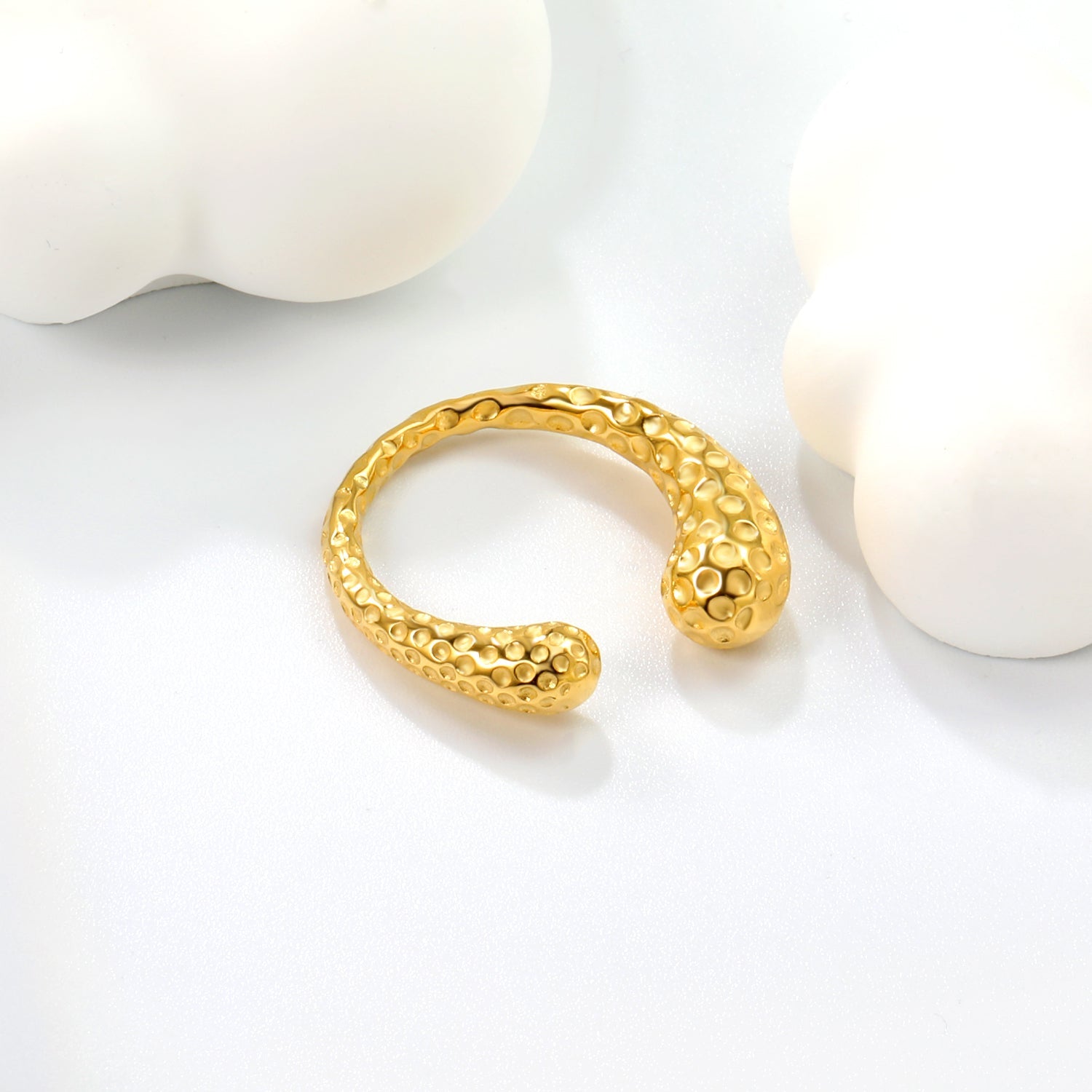 Pitted Gold Essence Ring - MacroPanora