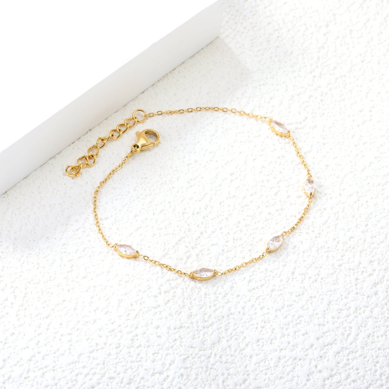 Radiant Equine Grace Bracelet - MacroPanora