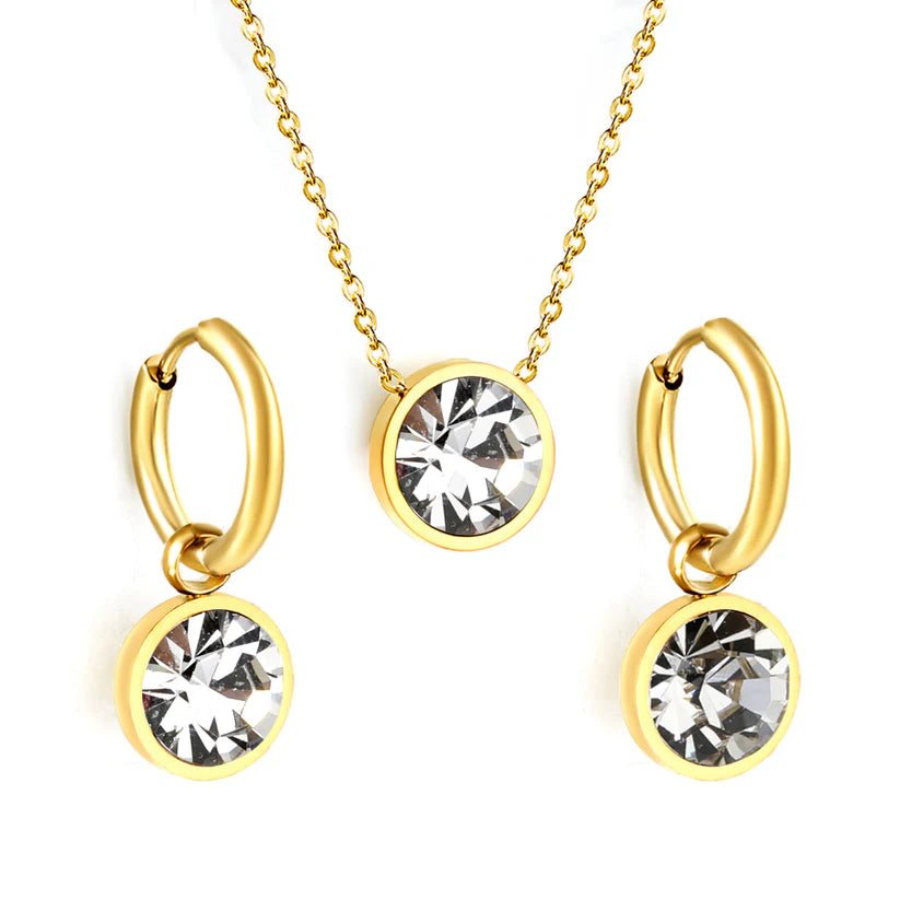 Radiant Pearl & Crystal Harmony Set Gold - Jewelry set | MacroPanora