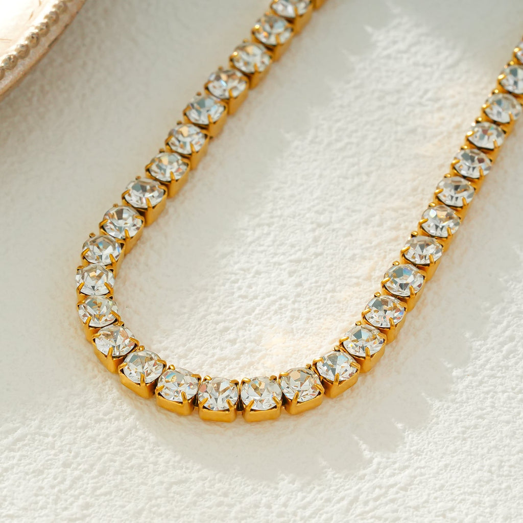 RITMO Gold: Classic Tennis Bracelet – Timeless Elegance for Every Occasion - MacroPanora